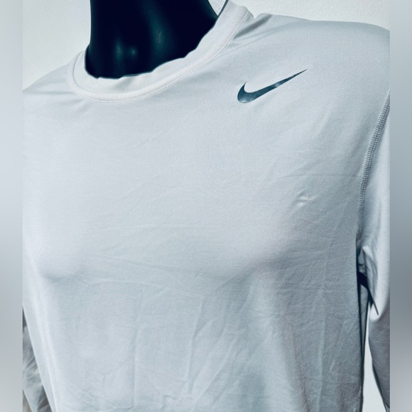 Nike ProFit Long Sleeve Compression TShirt - Picture 2 of 6